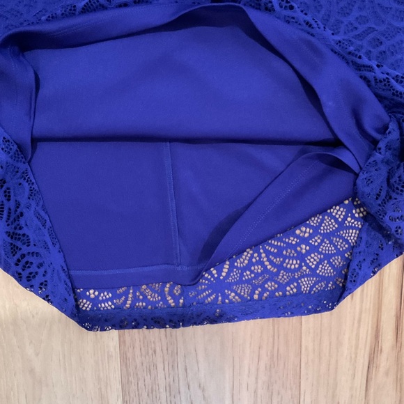 Easy Wear by Chicos Periwinkle MIDI Lace Dress, Size 0 - Picture 6 of 7